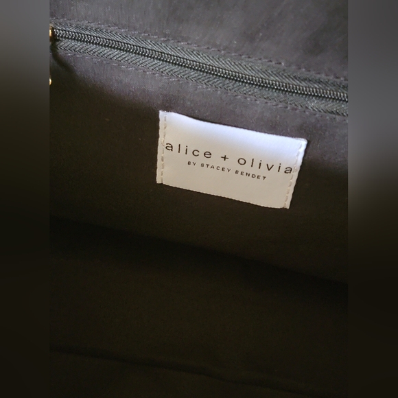 Alice +Olivia Black and White Striped Tote Bag New With Tag - Picture 9 of 11